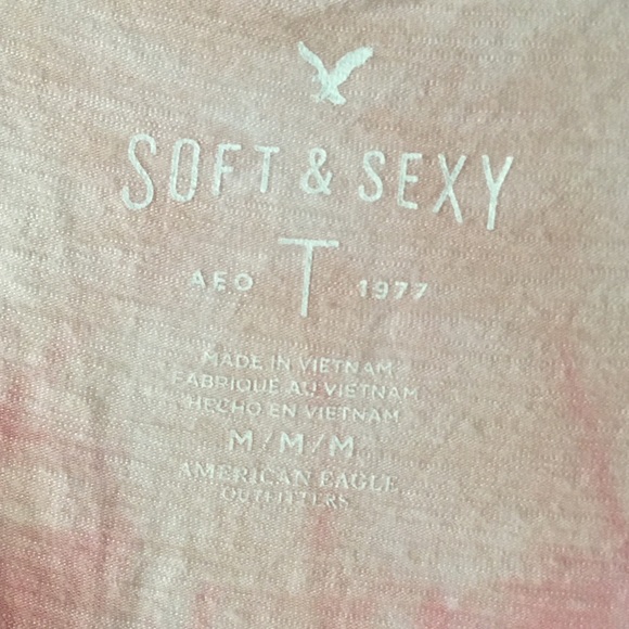 AMERICAN EAGLE Pink Tie Dye Cropped Scoop Neck - Picture 3 of 5